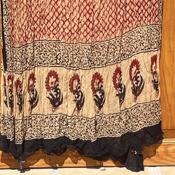 NWOT high-end Sarong/Shawl/Scarve - Picture 4 of 4